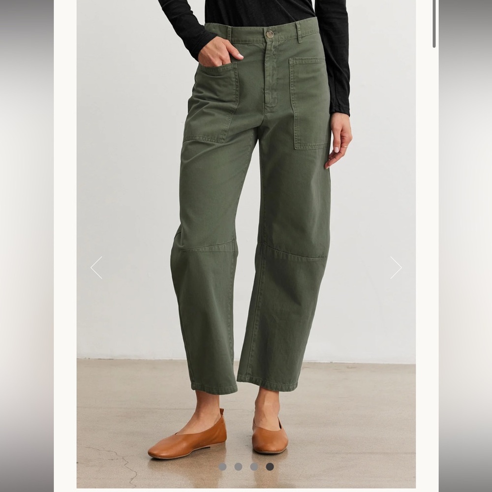 Velvet by Graham & Spencer Brylie Sanded Twill Utility Pant Cypress Barrel EUC